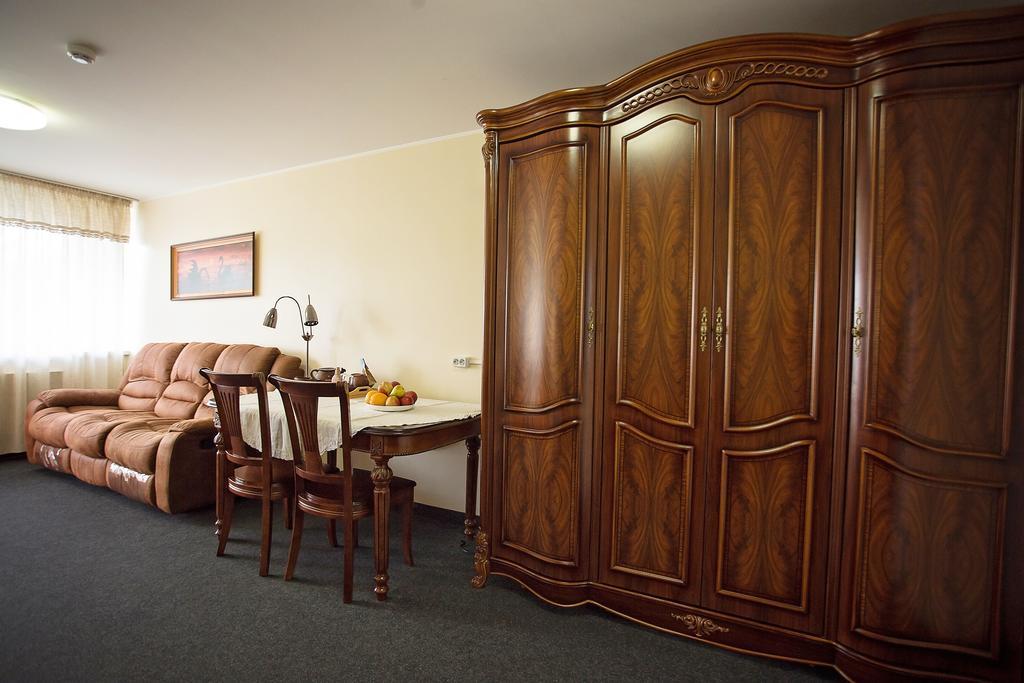 Varska Sanatorium Hotel Kültér fotó