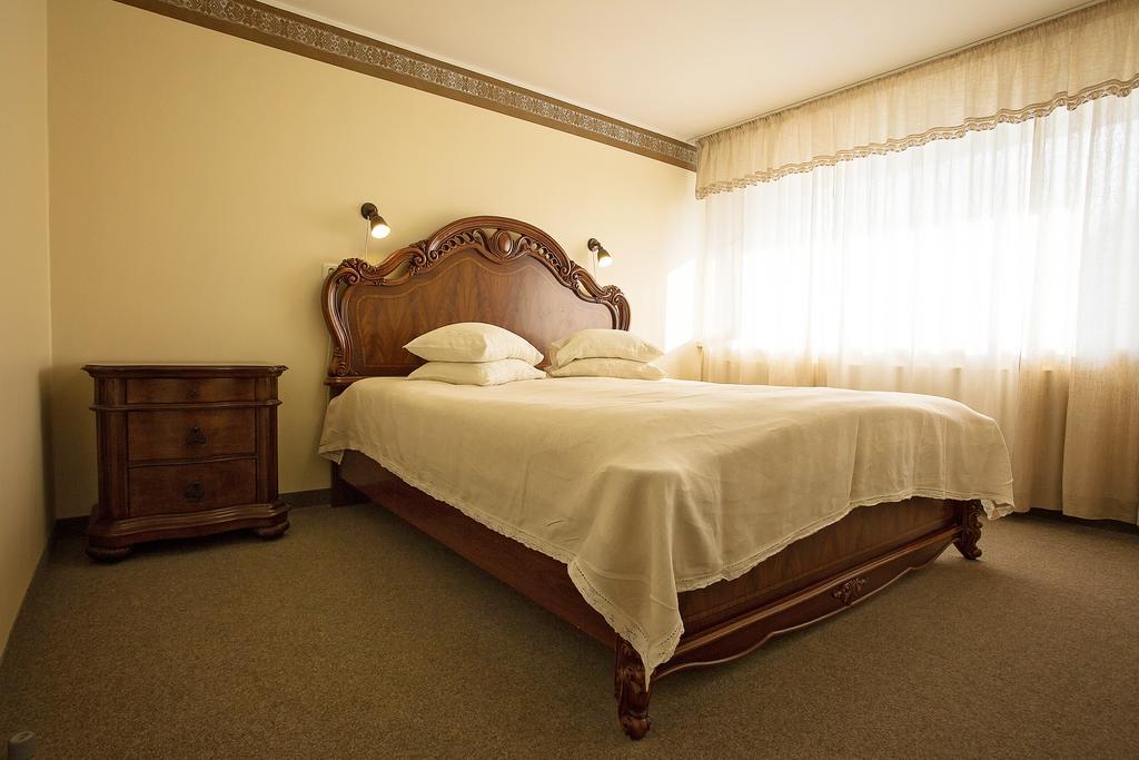 Varska Sanatorium Hotel Kültér fotó